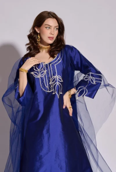 Adult - Emirati Culture - Chalchi Flower